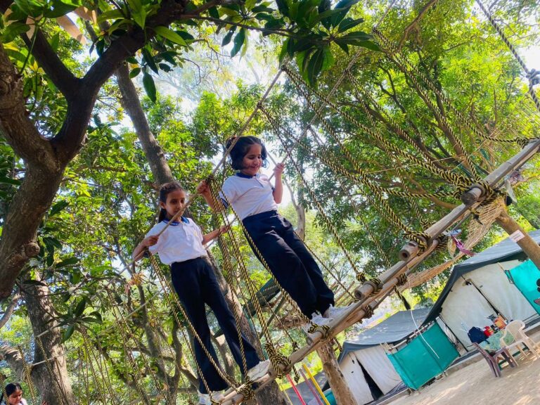 trampoline alt ropebridge